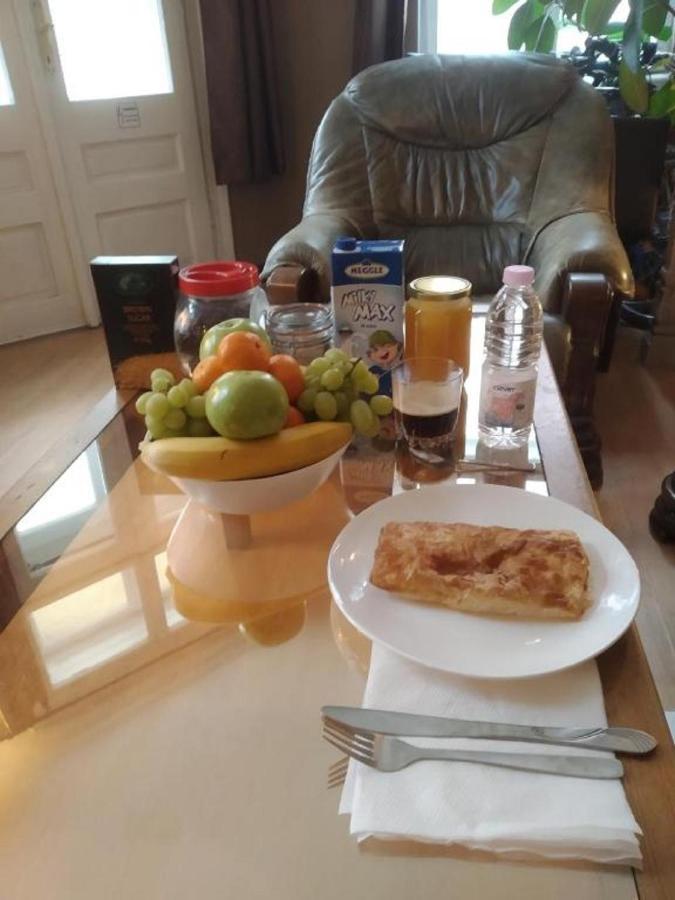Best Private Rooms In The Center 소피아 외부 사진